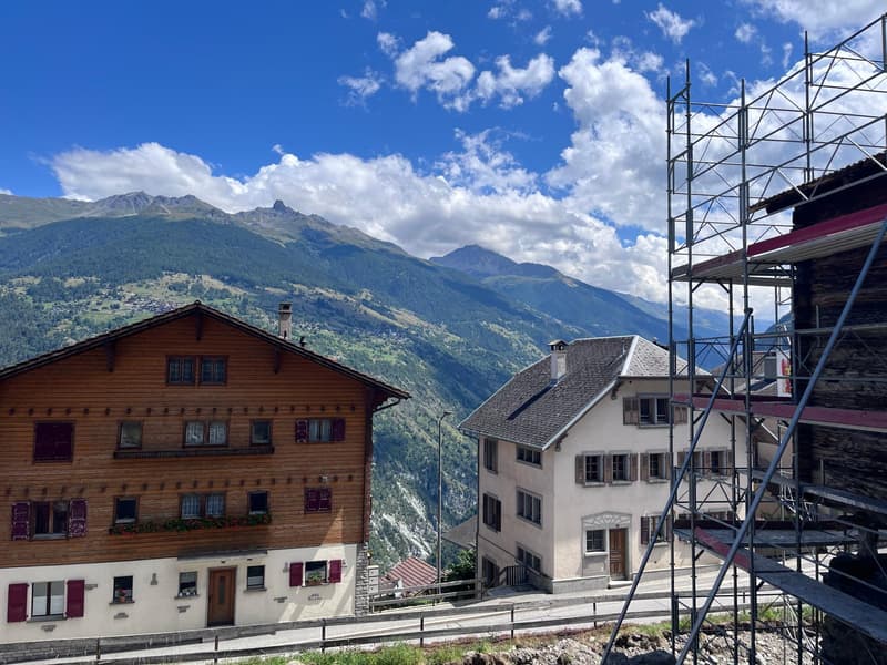 Superbo appartamento con vista sulla valle (12)
