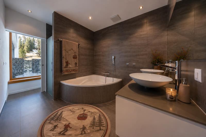 Magnifique appartement rénové avec grandes terrasses ski IN/OUT (8)