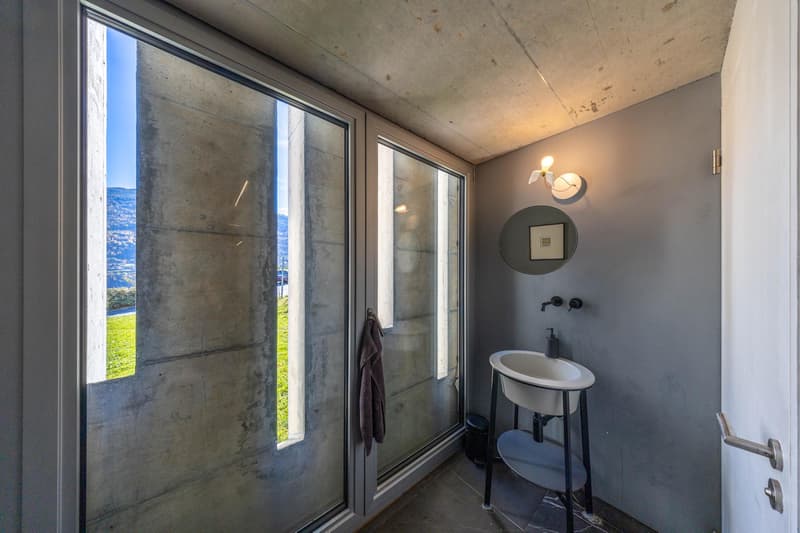 Splendida villa di architetto con vista mozzafiato (10)