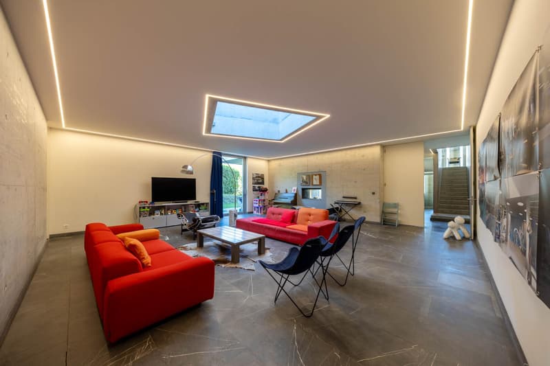 Splendida villa di architetto con vista mozzafiato (3)