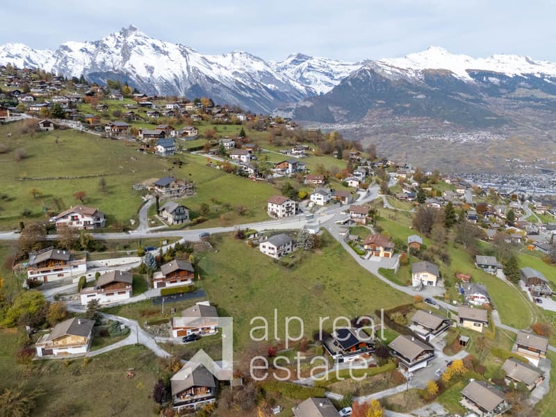 Charming building plot 5 minutes from the station (3)