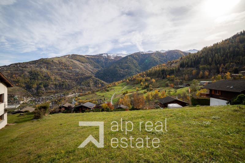 Charming building plot 5 minutes from the station (4)