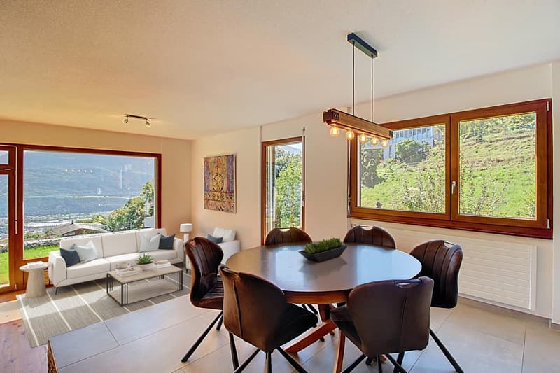 Semi-Detached House & Independent Apartment - Exceptional View (3)