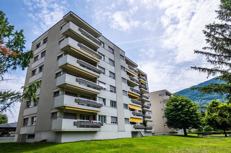 Ampio appartamento di 4.5 locali con balcone (11)