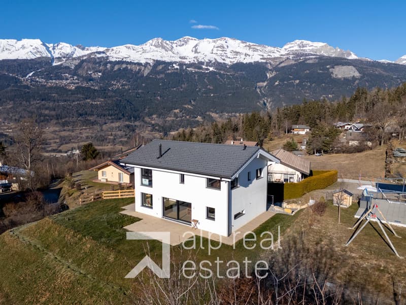 Villa nuova di lusso con vista spettacolare sul lago del Louché e le Alpi (1)