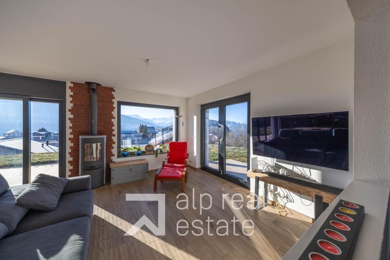 Villa nuova di lusso con vista spettacolare sul lago del Louché e le Alpi (4)