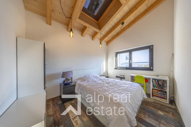 Villa nuova di lusso con vista spettacolare sul lago del Louché e le Alpi (10)