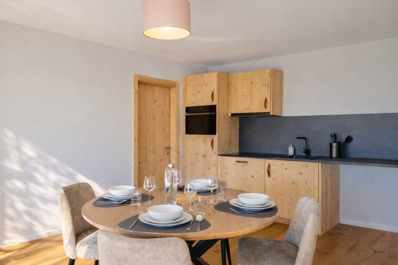 Prachtiges 3.5-Zimmer-Ski-in-/out-Appartement in einer Hotelresidenz (3)