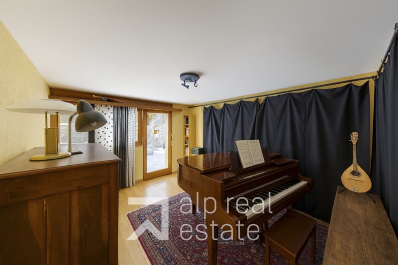 Bella casa familiare con veranda riscaldato e vista aperta (7)