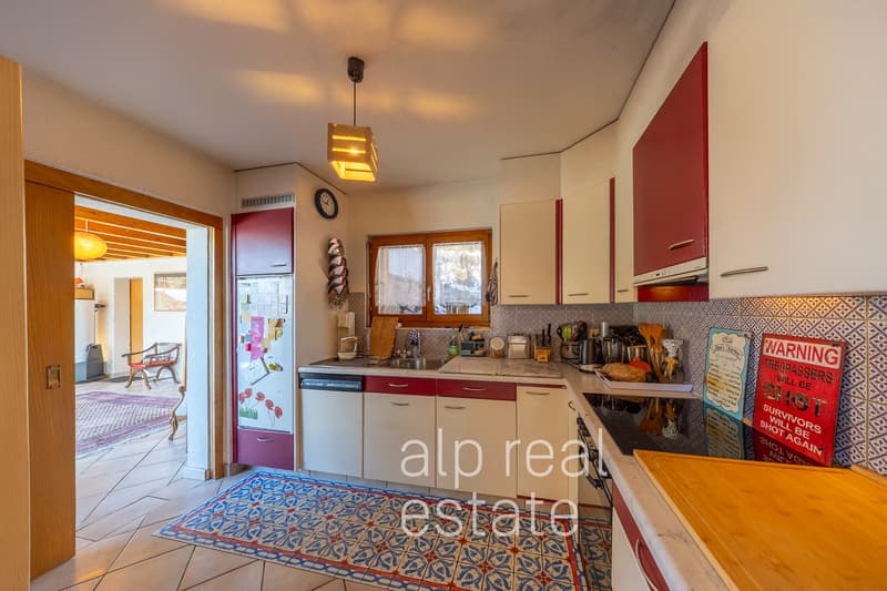 Bella casa familiare con veranda riscaldato e vista aperta (5)