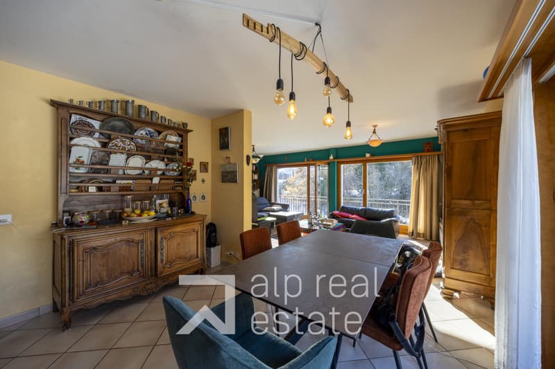 Bella casa familiare con veranda riscaldato e vista aperta (4)