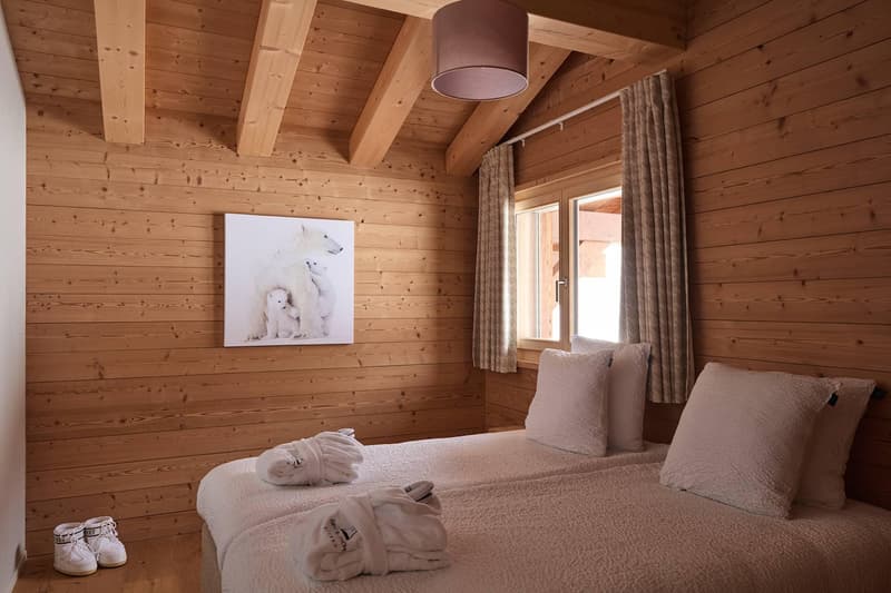 Attic with panoramic view in hotel residence (5)