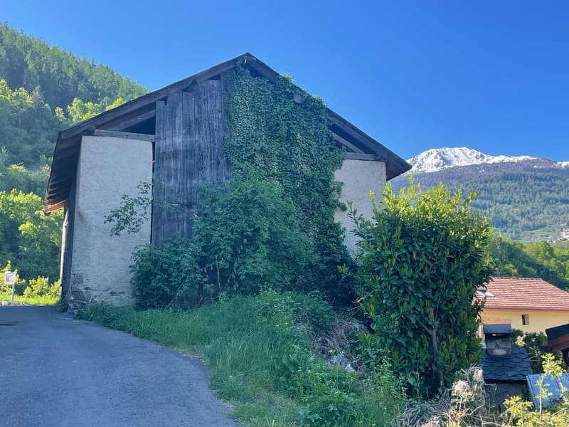 Magnificent barn with a view (6)