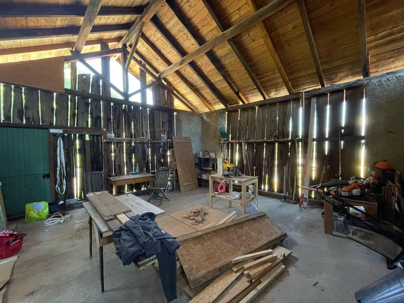 Magnificent barn with a view (9)