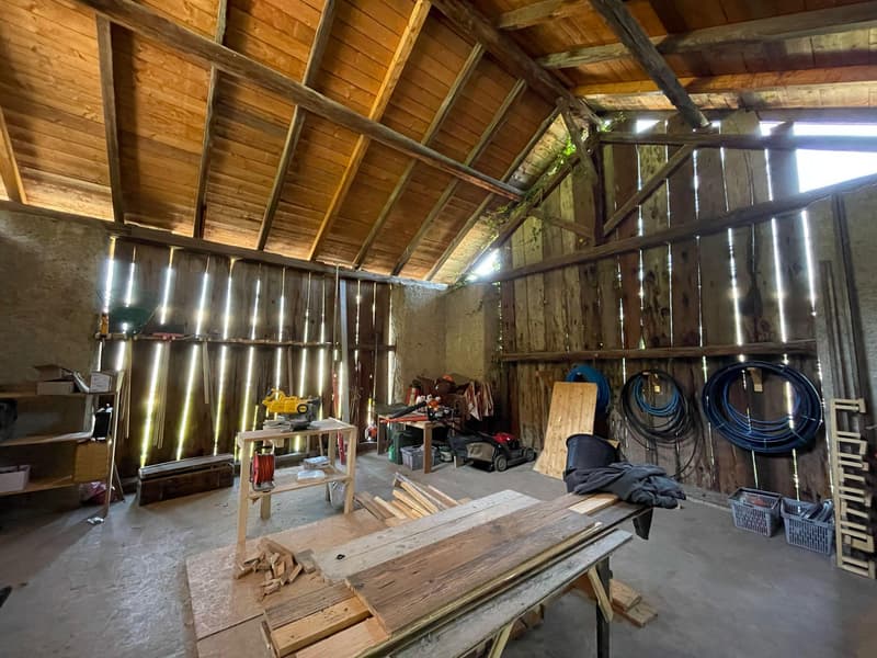 Magnificent barn with a view (10)