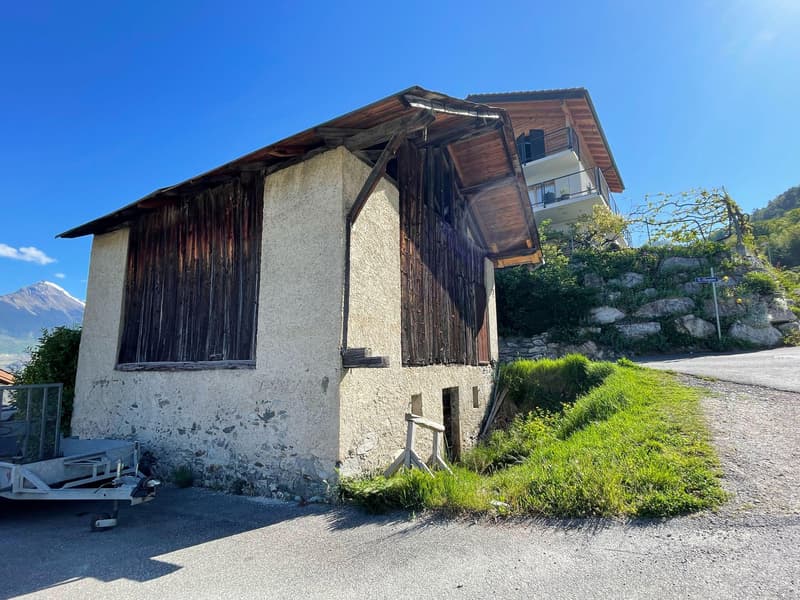 Magnificent barn with a view (4)