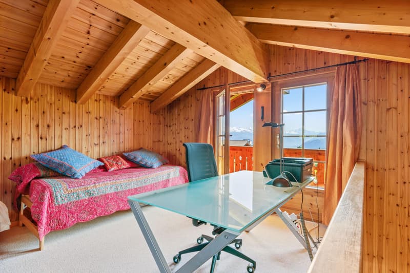 Beautiful log cabin in a quiet location - exceptional situation (8)