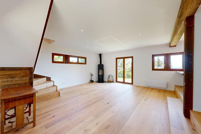 Wunderschönes renoviertes Chalet nur wenige Minuten vom Zentrum (8)