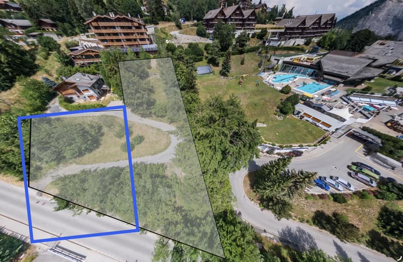 Exceptional land, just two steps from the Bains (2)