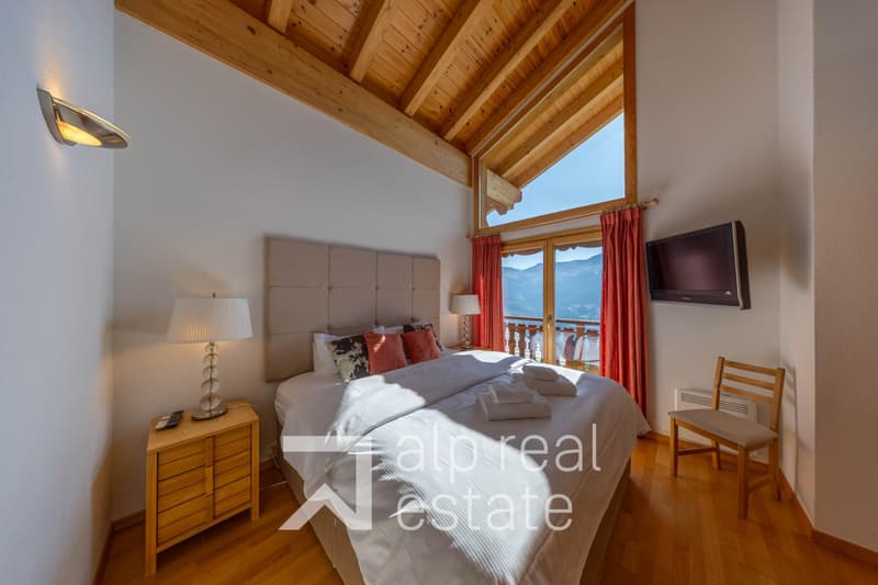 Magnificent chalet with wellness area (13)