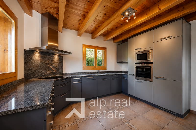 Magnificent chalet with wellness area (6)