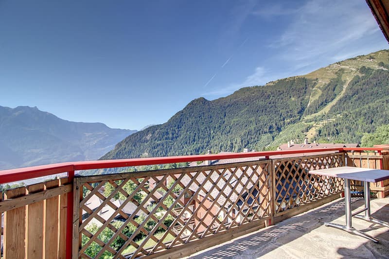 Duplex 5.5 pièces avec balcon et vue panoramique en résidence secondaire (9)