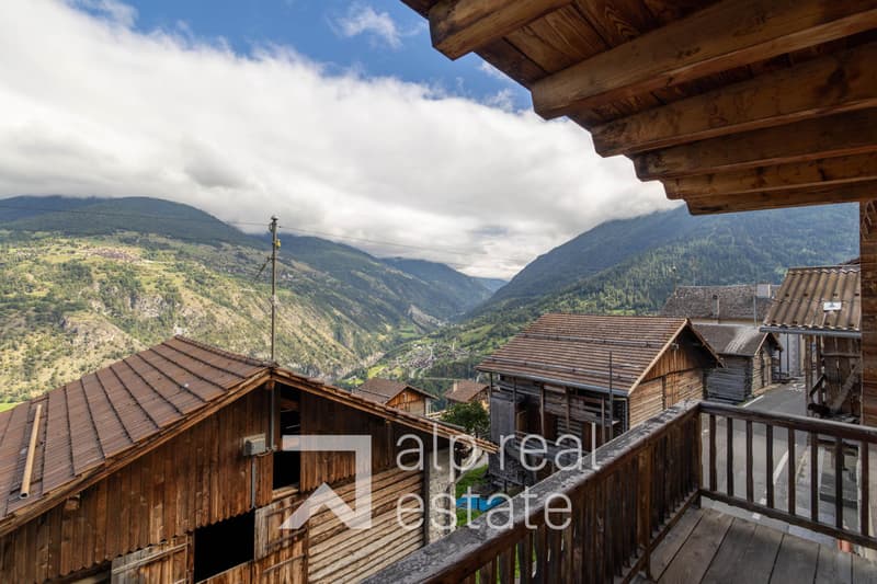 Authentique appartement au coeur du village (3)