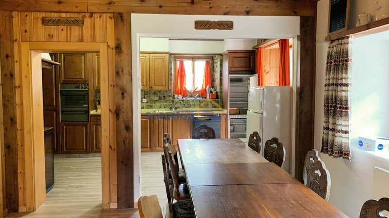 Grande chalet di 8 pezzi, molto soleggiato (8)
