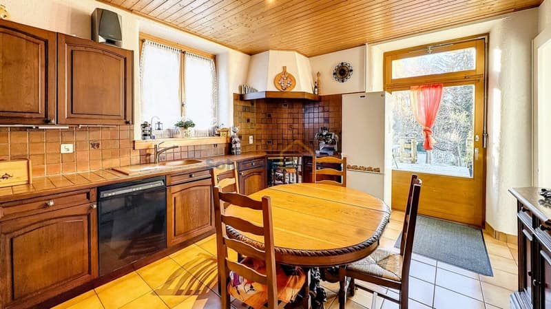 Vista magnifica, casa con 2 alloggi (11)