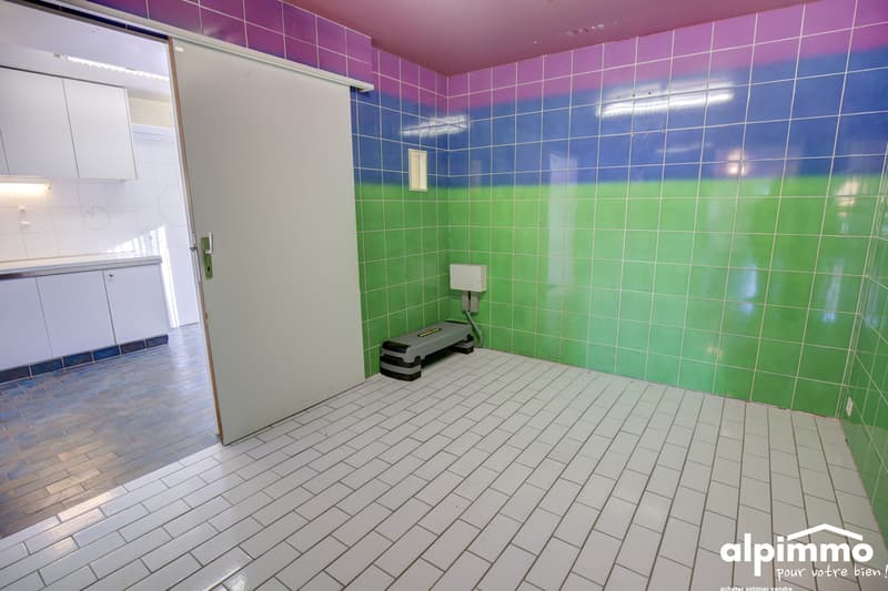 Appartement spacieux avec potentiel de rénovation à 100m des remontées (13)