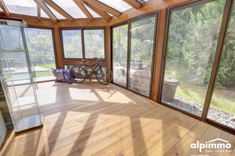 Magnifique chalet dans la nature avec jardin d'hiver ! (13)