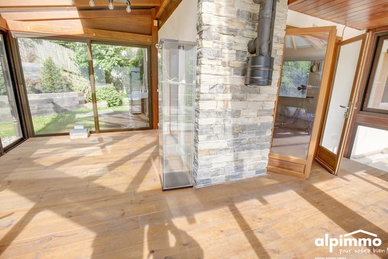 Magnifique chalet dans la nature avec jardin d'hiver ! (11)