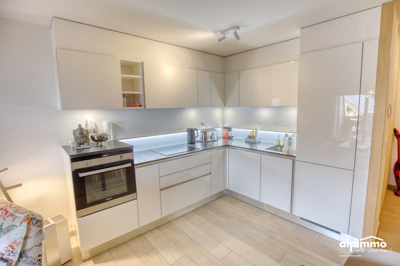 Appartement 3.5p de luxe en très bon état à vendre à Haute-Nenda (3)