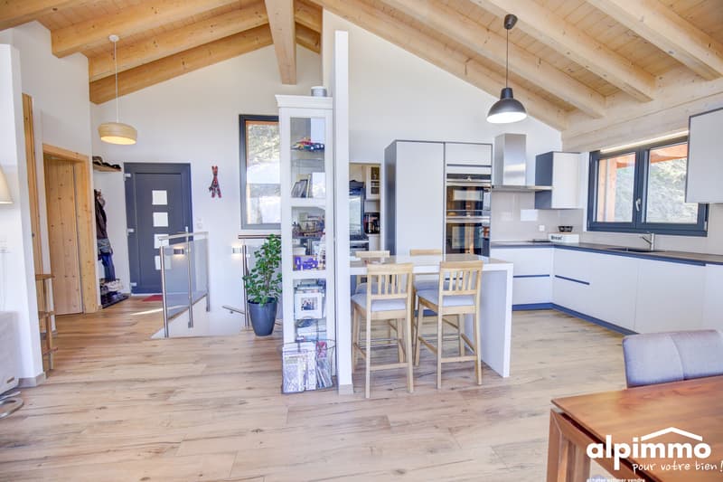 Magnifique chalet au bord du bisse à Nendaz ! (3)