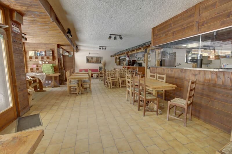 For sale! Restaurant in Siviez, in the heart of the 4Vallées! (6)