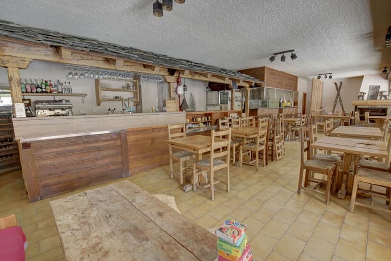 For sale! Restaurant in Siviez, in the heart of the 4Vallées! (4)
