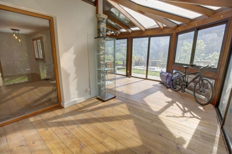 Magnificent Chalet in der Natur mit Wintergarten! (19)