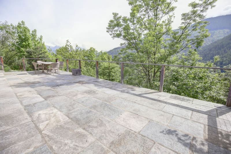 Magnificent Chalet in der Natur mit Wintergarten! (34)