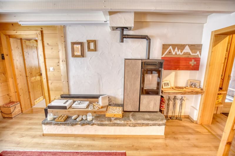 Character chalet with 2 annexes and a large plot of land in Haute-Nendaz! (3)