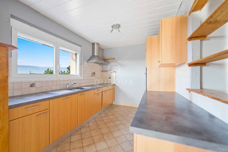 YVERDON-LES-BAINS - MAGNIFICENT VILLA CLOSE TO THE CITY CENTER (7)