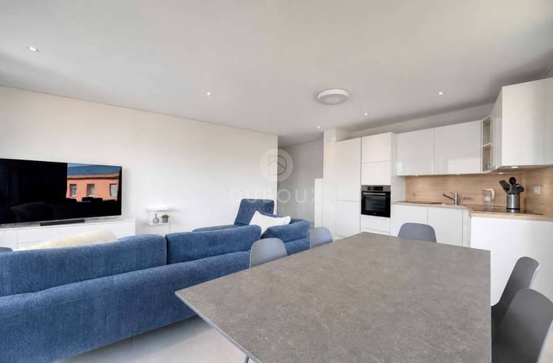 SUPERBA 2.5 LOCALI RECENTE CON BALCONE COPERTO (2)