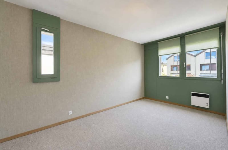 Charmante maison contiguë de 6,5 pièces à rénover (8)