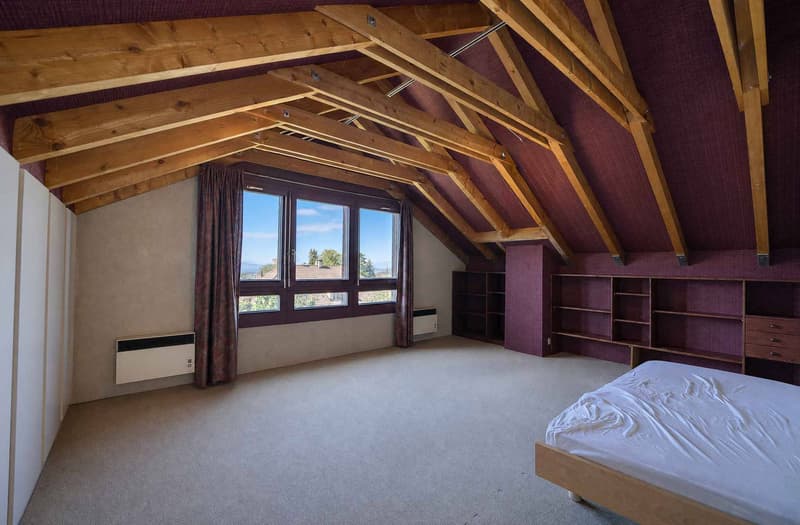Charmante maison contiguë de 6,5 pièces à rénover (10)
