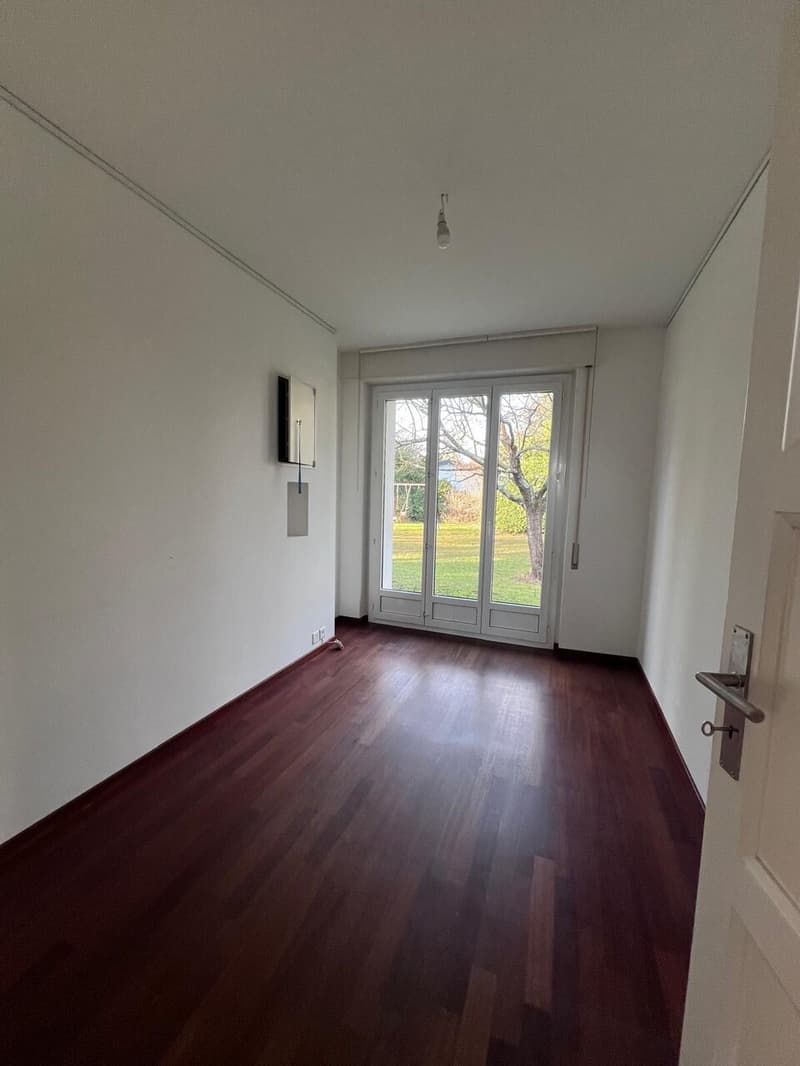 Prachtvolle Einzelvilla in einer grünen Oase (12)
