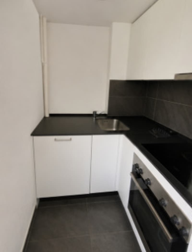Monolocale di 21 m² a Renens - Posizione ideale vicino all'UNIL (2)