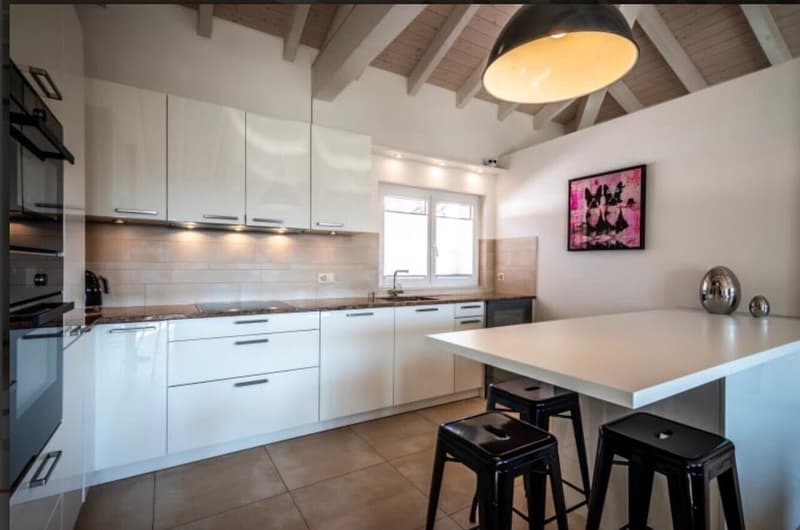 Schönes 4.5-Zimmer-Apartment in St-Sulpices (2)