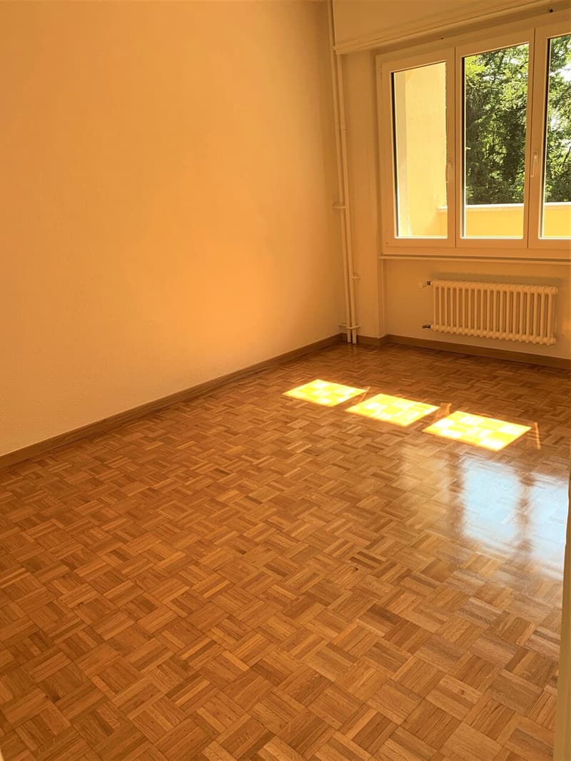 Appartement de 2 pièces au 6ème étage (4)