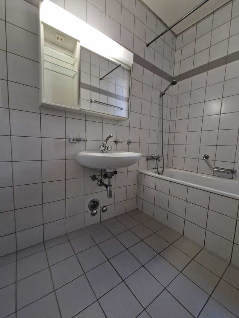 Bel appartement rénové Avenue Florimont 10, 1006 Lausanne (11)