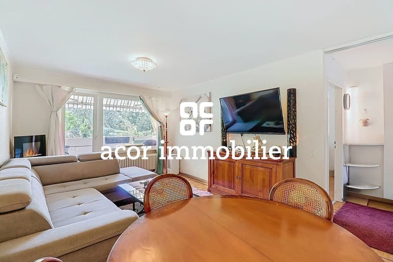 Grand appartement de 2.5 pièces (2)
