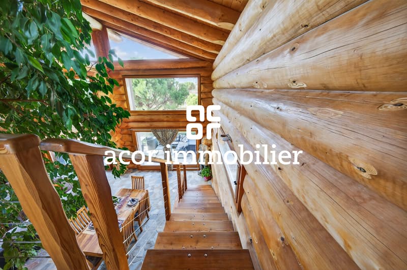 Villa in tronchi di legno in stile chalet canadese (8)